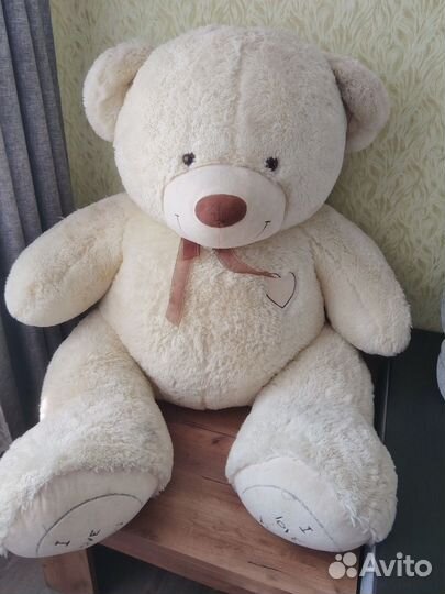 Плюшевый медведь