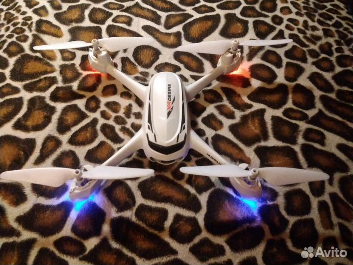 Квадрокоптер Hubsan h502s