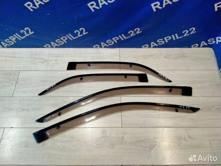 Ветровики комплект Toyota Mark I I JZX110 1jzfse