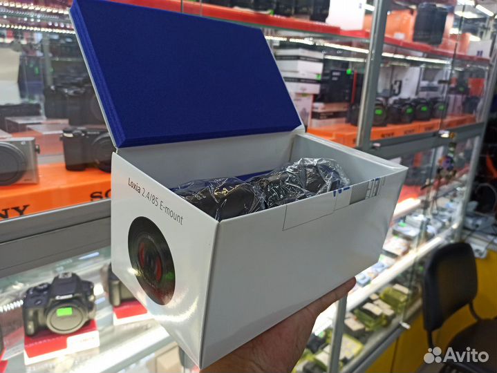 Zeiss Loxia 2.4/85 для Sony E-Mount