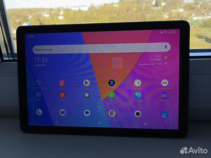 Планшет TCL 10