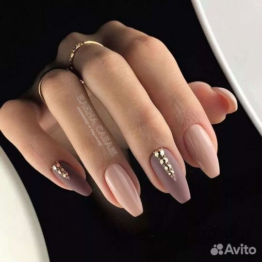 Маникюр, наращивание ногтей, аппаратный педикюр