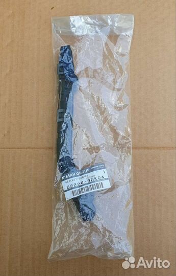 Молдинг Nissan Leaf