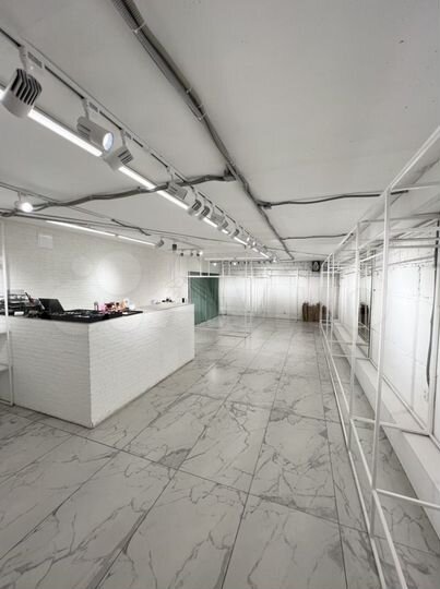 Торговая площадь, 270 м²