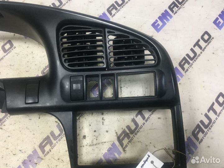 Накладка панели приборов Киа Спектра