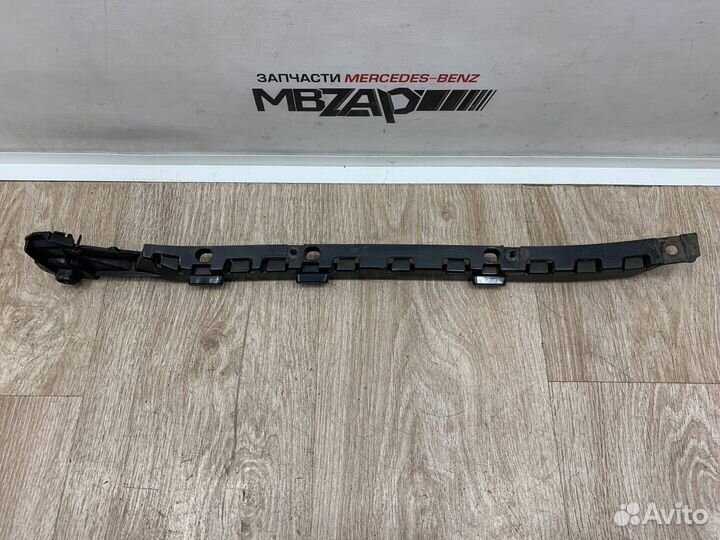 Кронштейн заднего бампера левый Mercedes W212 E