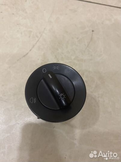 Блок управления светом Volkswagen Polo 5