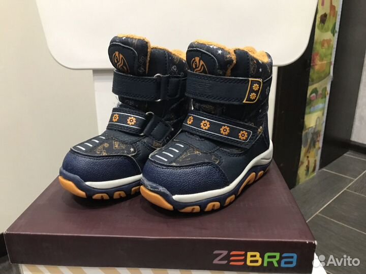 Демисезонные сапожки Зебра 22 размер