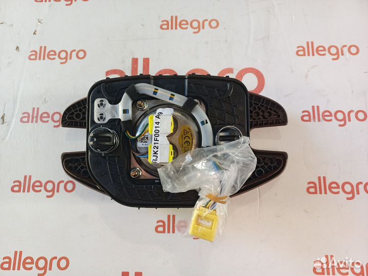 Hyundai Genesis подушка в руль airbag