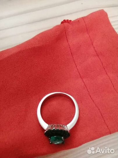 Серебряное кольцо
