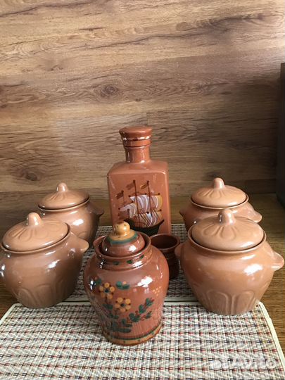 Графин +2 стопки, горшочки для жаркого