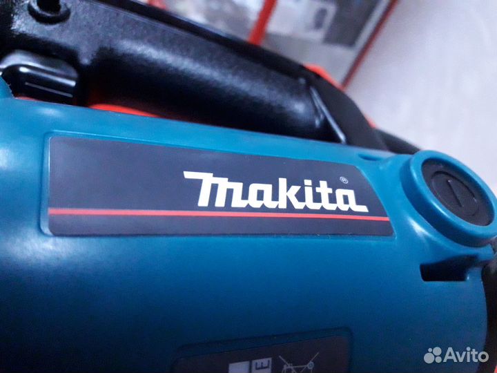 Ножницы по металлу Makita JS3200 660Вт,1600\м, рез