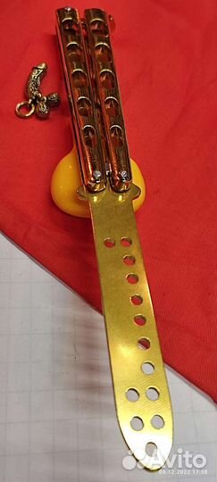 Нож новый балисонг описание внизу хороший выбор