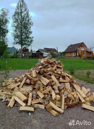 Дрова сухие навалом