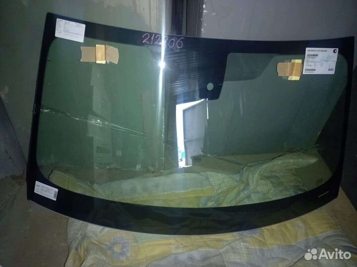 Лобовое стекло