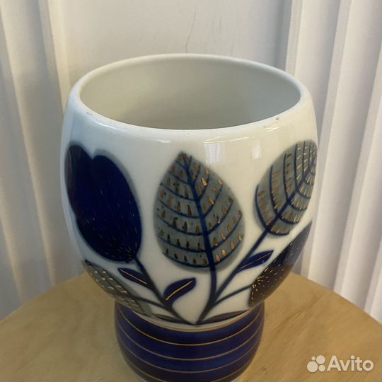 Ваза фарфоровая лфз СССР Синие цветы кобальт