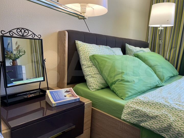 2-к. квартира, 54 м², 1/3 эт.