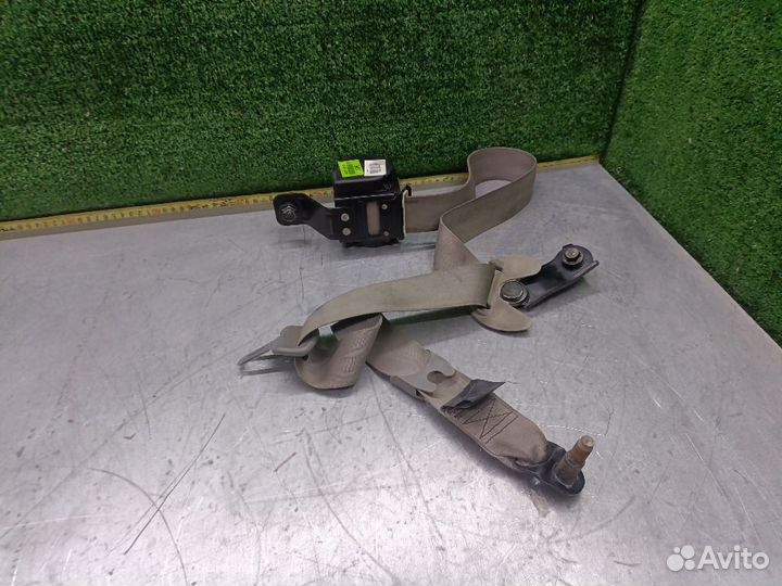 Ремень безопасности Kia Carnival II 2006 2-го ряда