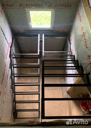 Лестницы г-образные