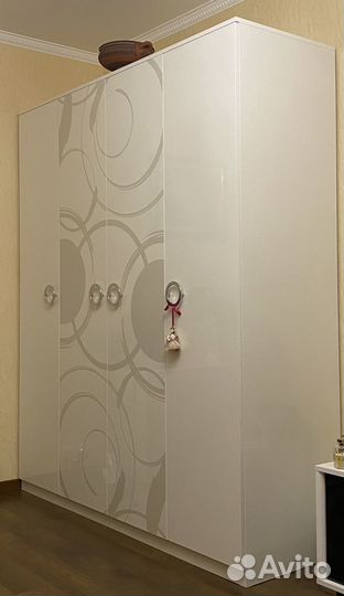 Шкаф распашной + тумба