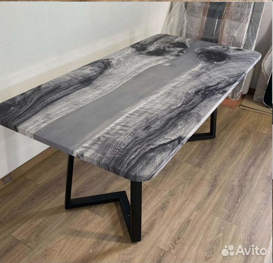 Компьютерный стол 'Manageable Episode'