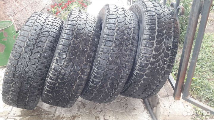 Yokohama Ice Guard Stud IG55 185/65 R14