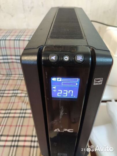 Ибп APC Back-UPS Pro 1500