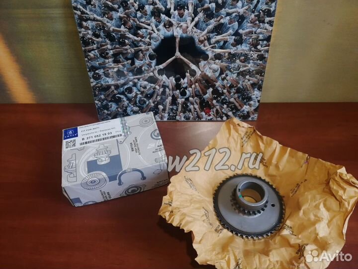 Звездочка коленвала M271. В наличии