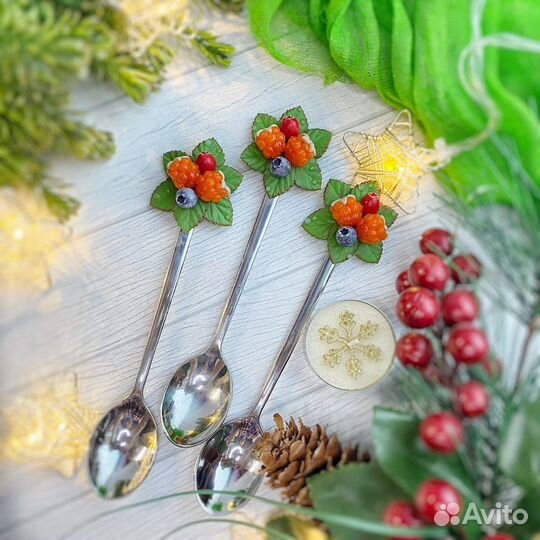 Ложка с декором из полимерной глины