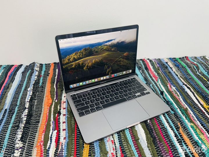 Apple MacBook Pro 13 2020