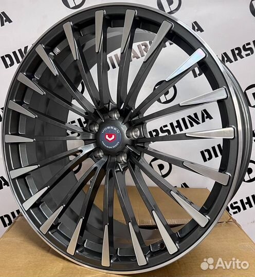 Кованые диски на BMW X7, X5 M, X6 M R22