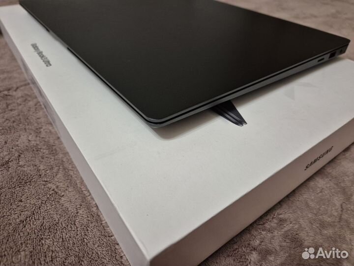 Samsung galaxy book 3 ultra