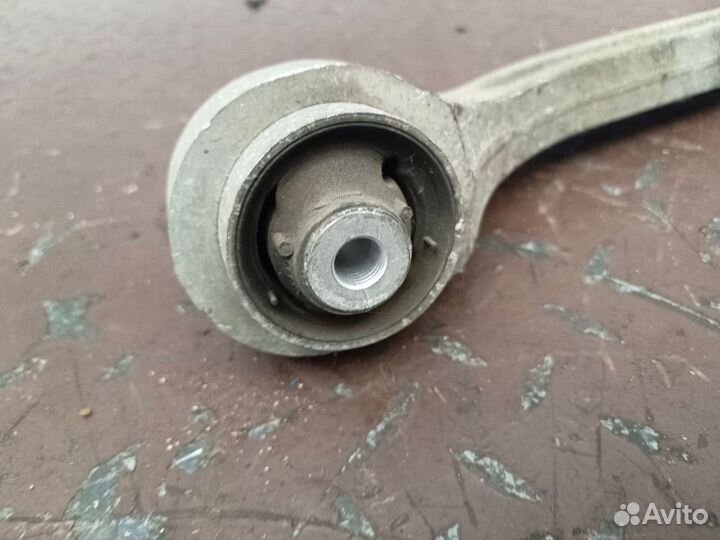 Рычаг подвески нижний передний левый Audi A6 C6