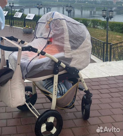 Прогулочная коляска 2 в 1