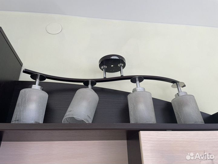 Люстры и светильники