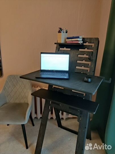 Стол-трансформер для работы стоя