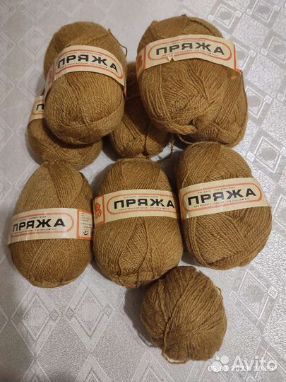 Пряжа полушерстяная крученая для вязания