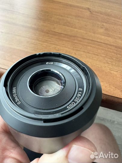 Sony e 35mm f 1.8