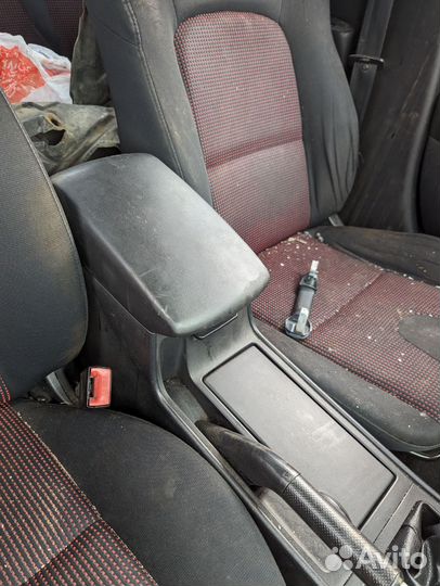 Центральная панель Mazda 3 bk