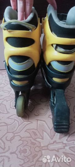 Роликовые коньки