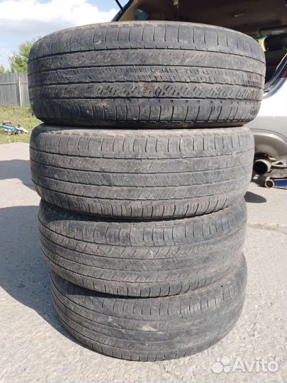 Michelin 4X4 A/T 235/65 R18