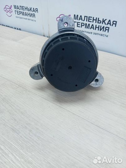 Подушка крепления двигателя левая BMW 7 F01/F02
