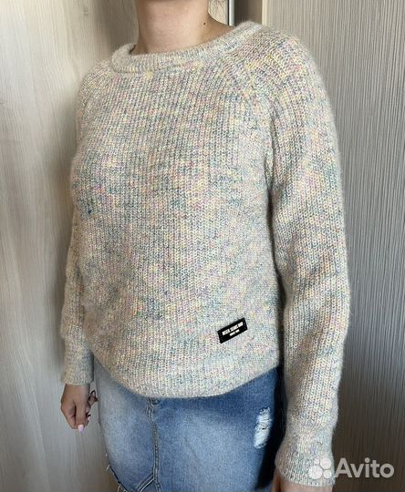 Свитера кофты женские