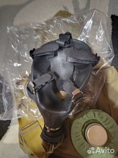 Противогаз гп-7