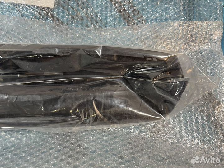 Toyota Highlander накладка на фаркоп с 13-19 год