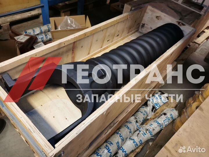 Механизм натяжения экскаватора Case CX290