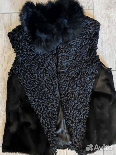 Жилетка меховая натуральная женская