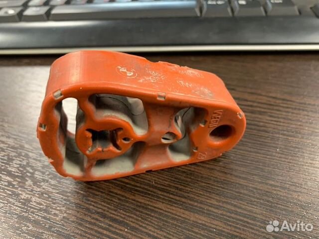 Подвес глушителя Bmw X6M E71 S63B44A 2009