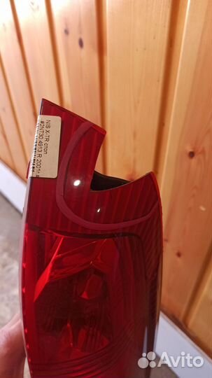 Фонарь задний правый Nissan Trail T30