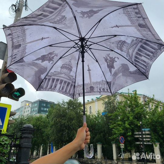 Большой красивый зонт из Санкт-Петербурга
